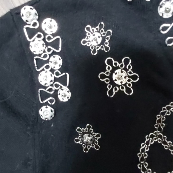 One Girl Who sweater - Picture 5 of 13